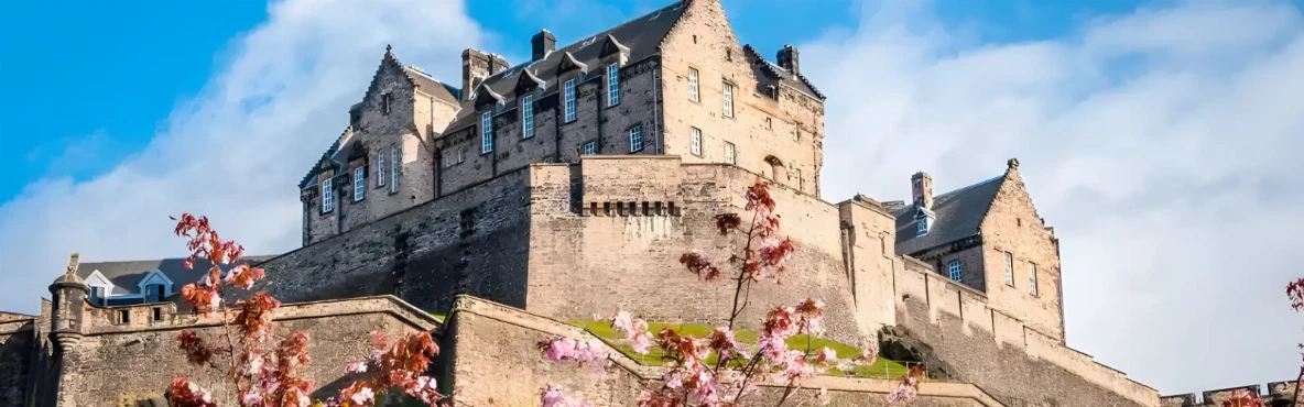 Park and Unwind: Hotels Near Edinburgh Castle Offering Hassle-Free Parking